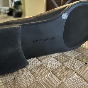 Lucky Brand Women  Black Ankle boots